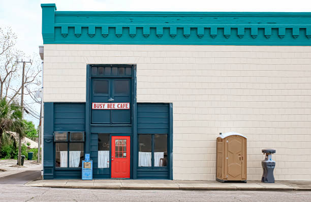 Best Porta potty delivery and setup  in Godfrey, IL